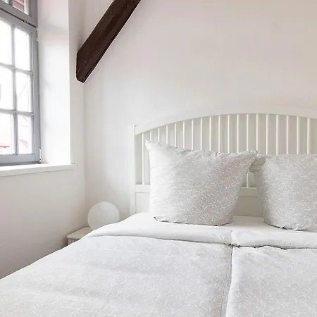 Bunter Hof Apartman