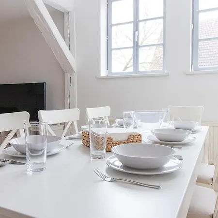 Bunter Hof Apartman