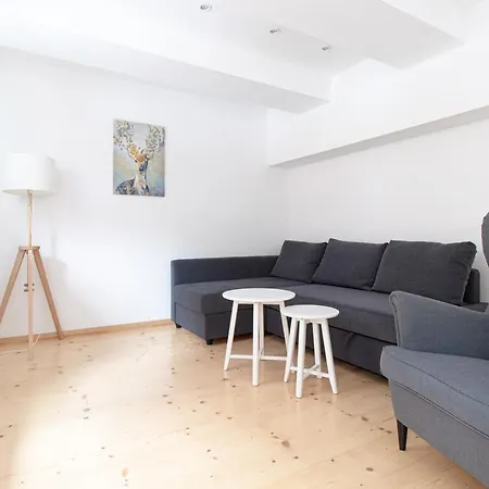 Bunter Hof קדלינבורג